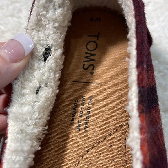 TOMS Flat Slip On Belmont Wool Blend Red Plaid Upper Faux Shearling Lined 9 - Picture 10 of 10